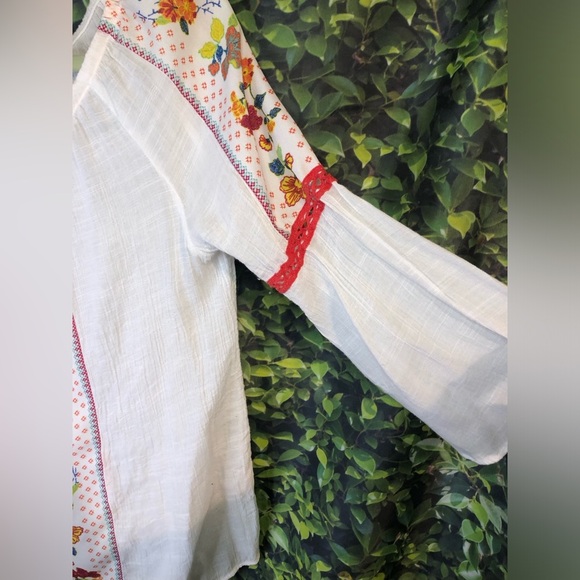 Anthropologie Fig and Flower Multicolored Embellished 3/4 Sleeve Blouse PM - Picture 2 of 14